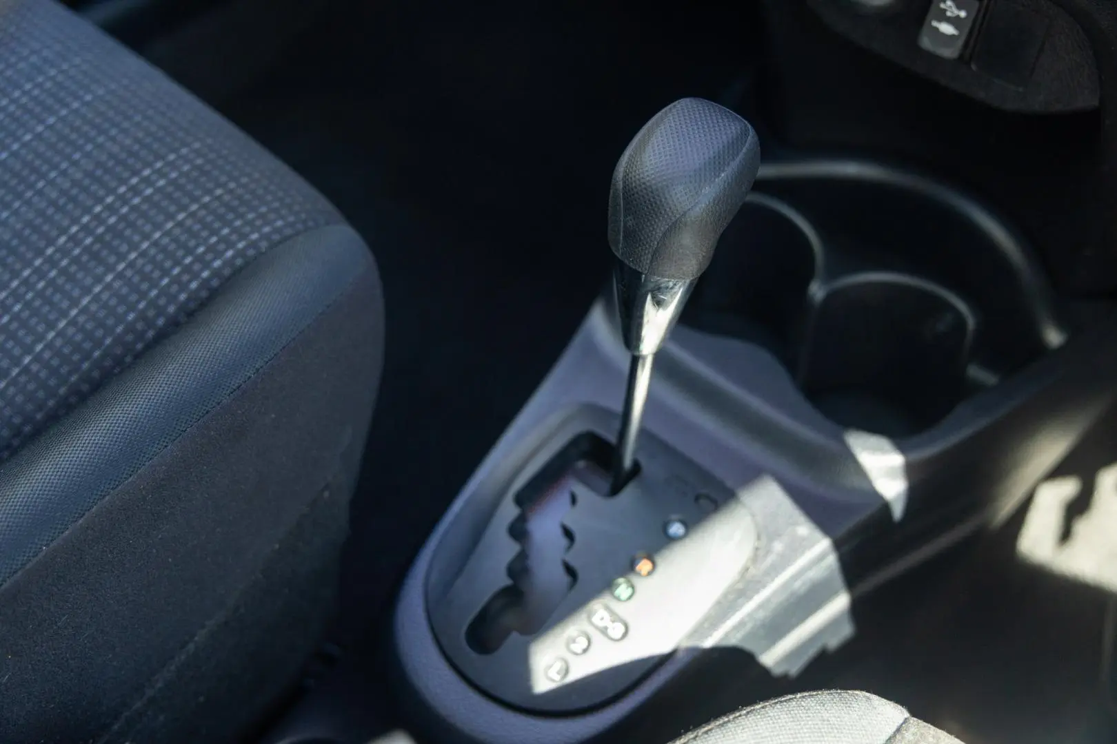 2015 Toyota Yaris Gallery Image 10