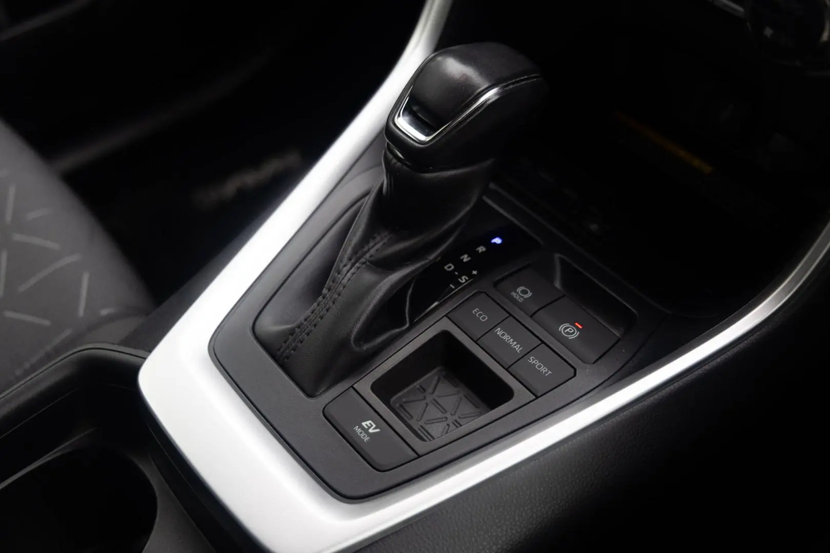 2021 Toyota RAV4 Gallery Image 10