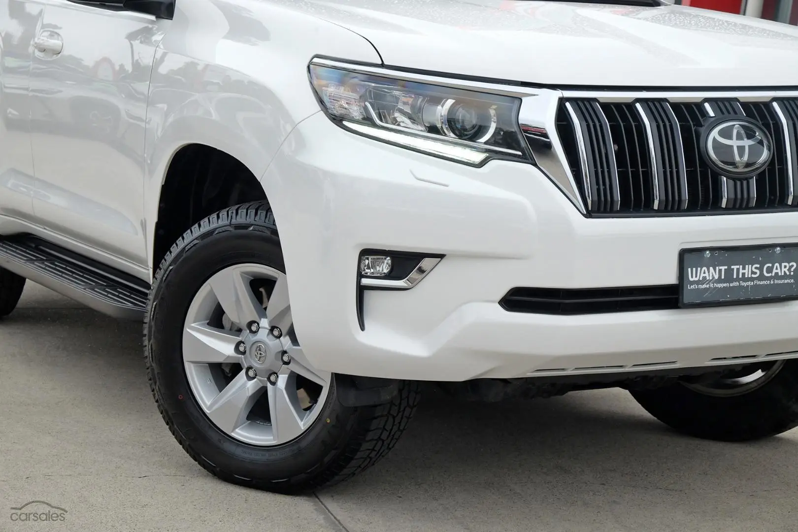 2022 Toyota Landcruiser Prado Image 5