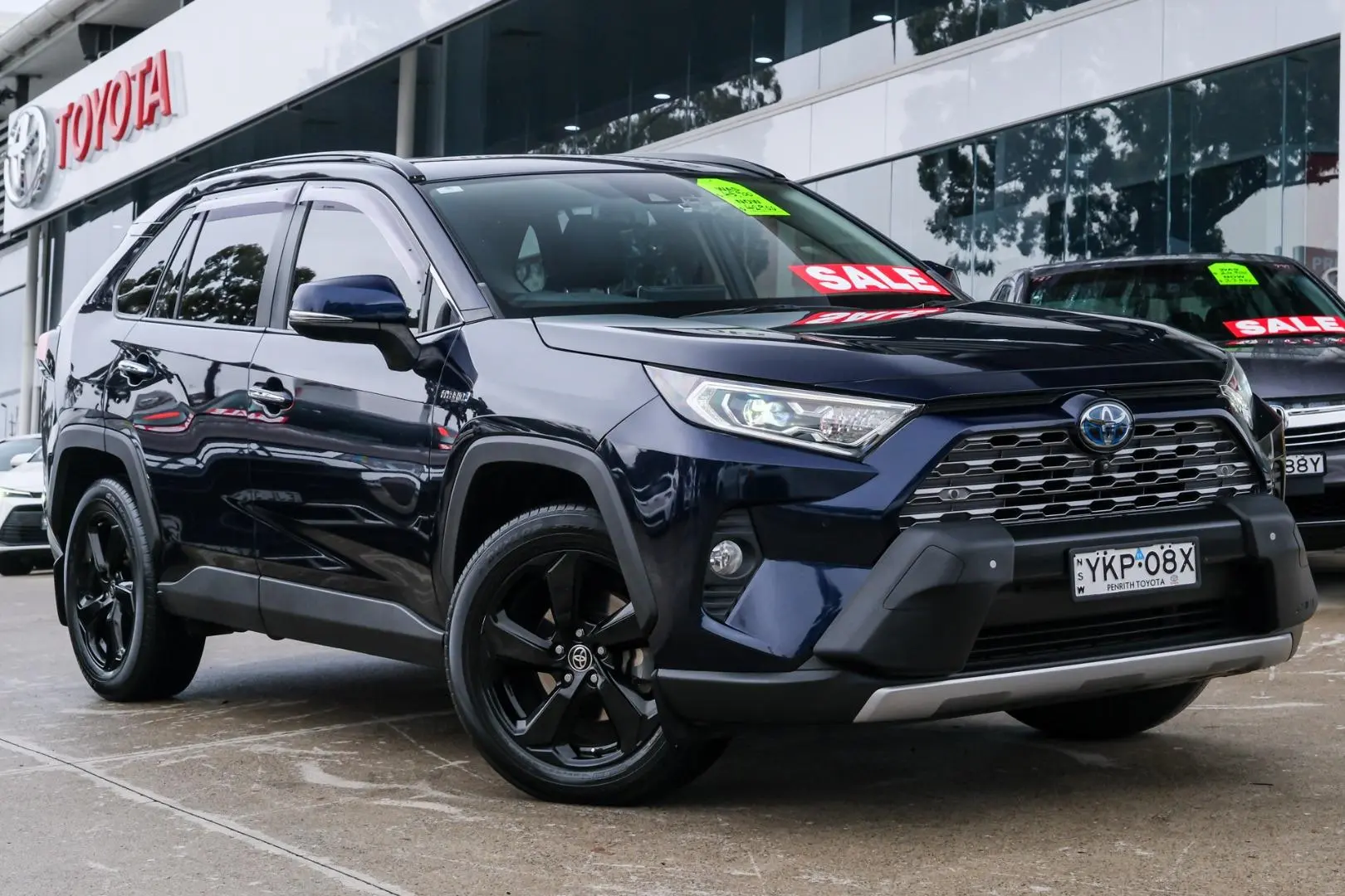 2020 Toyota RAV4 Gallery Image 1