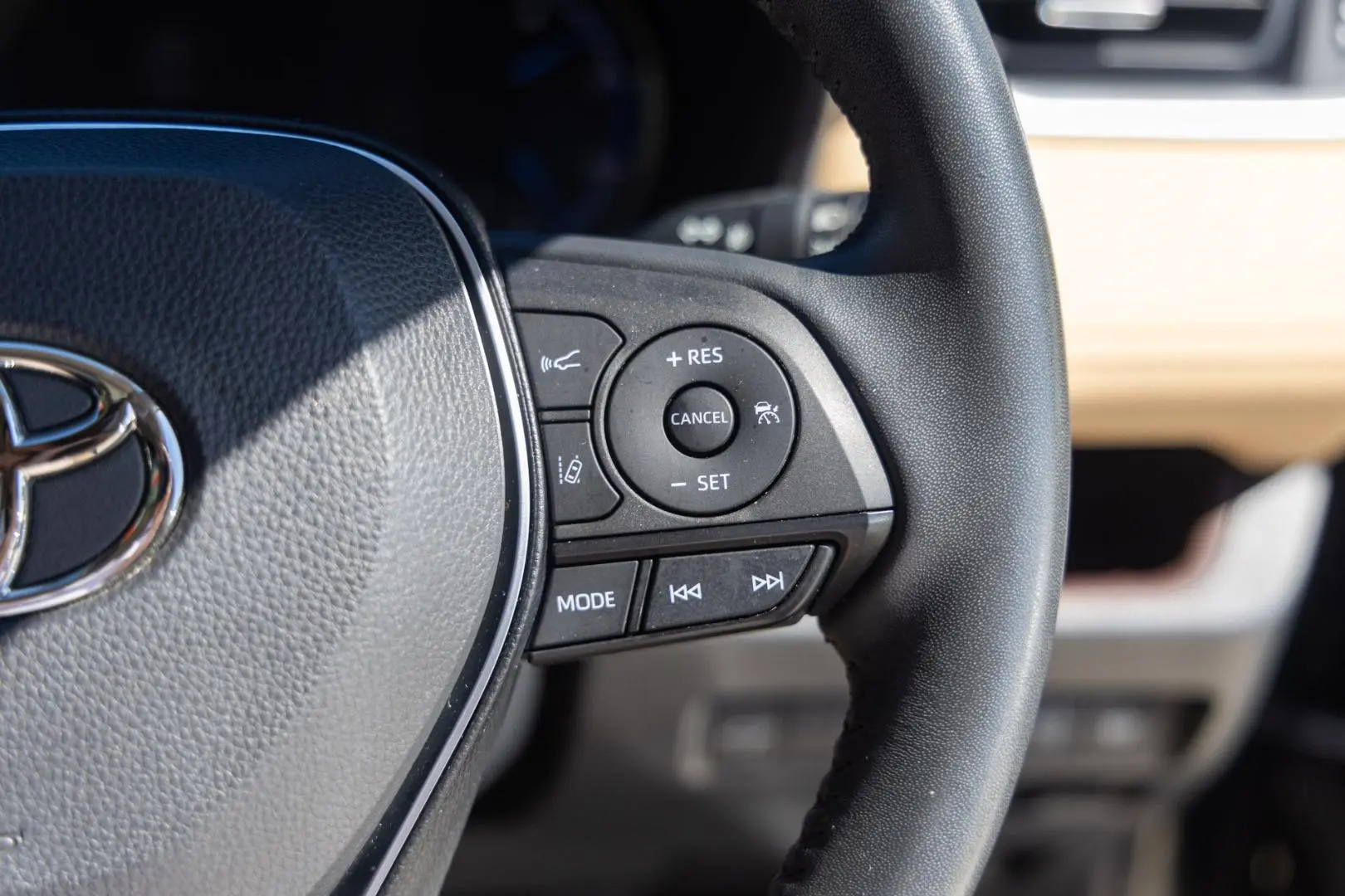 2021 Toyota RAV4 Gallery Image 15