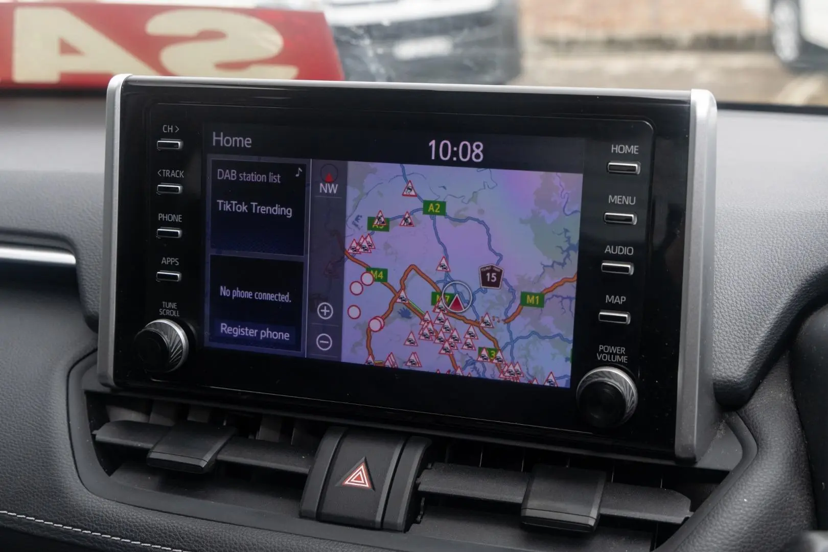 2022 Toyota RAV4 Gallery Image 13