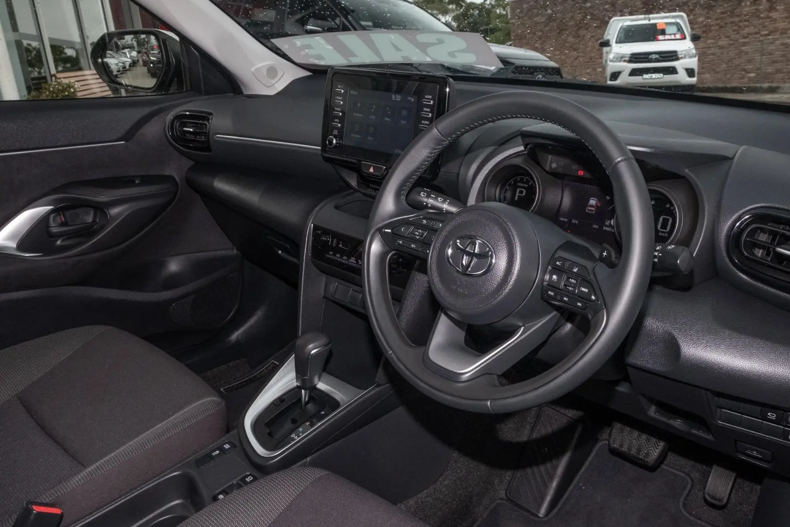 2023 Toyota Yaris Cross Gallery Image 7