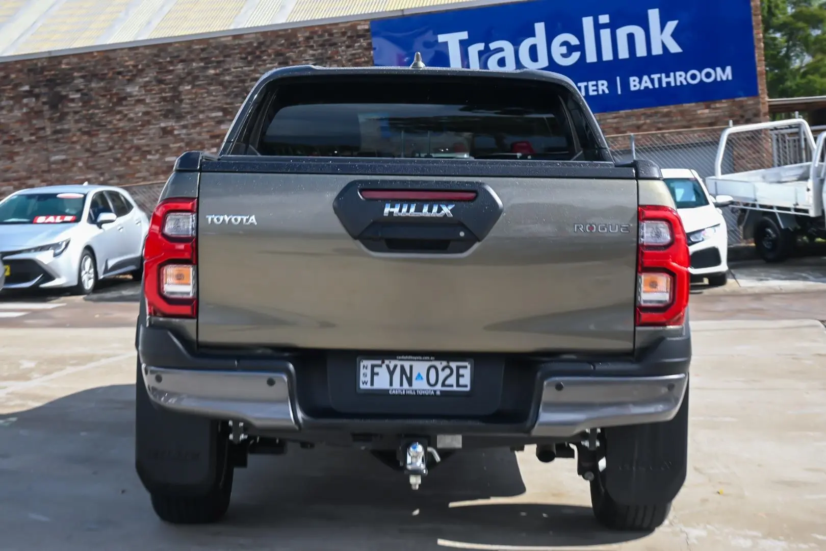 2025 Toyota Hilux Gallery Image 5