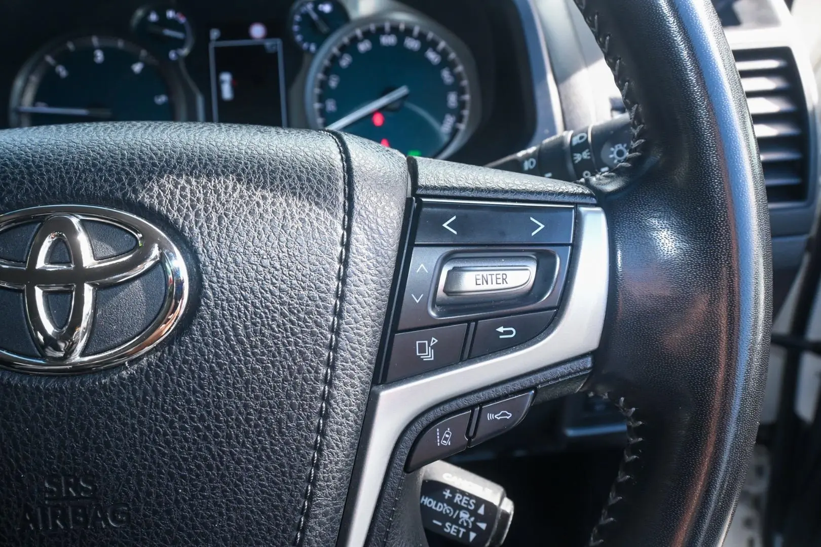 2021 Toyota Landcruiser Prado Gallery Image 13
