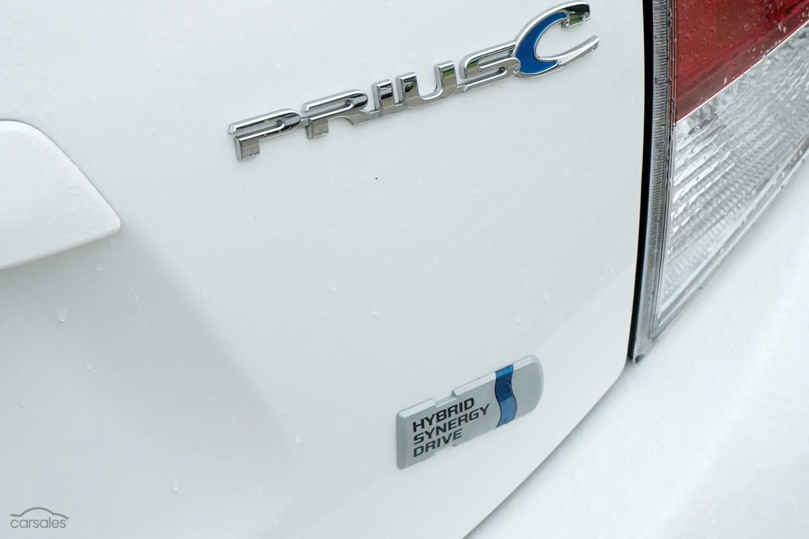 2016 Toyota Prius C Image 20