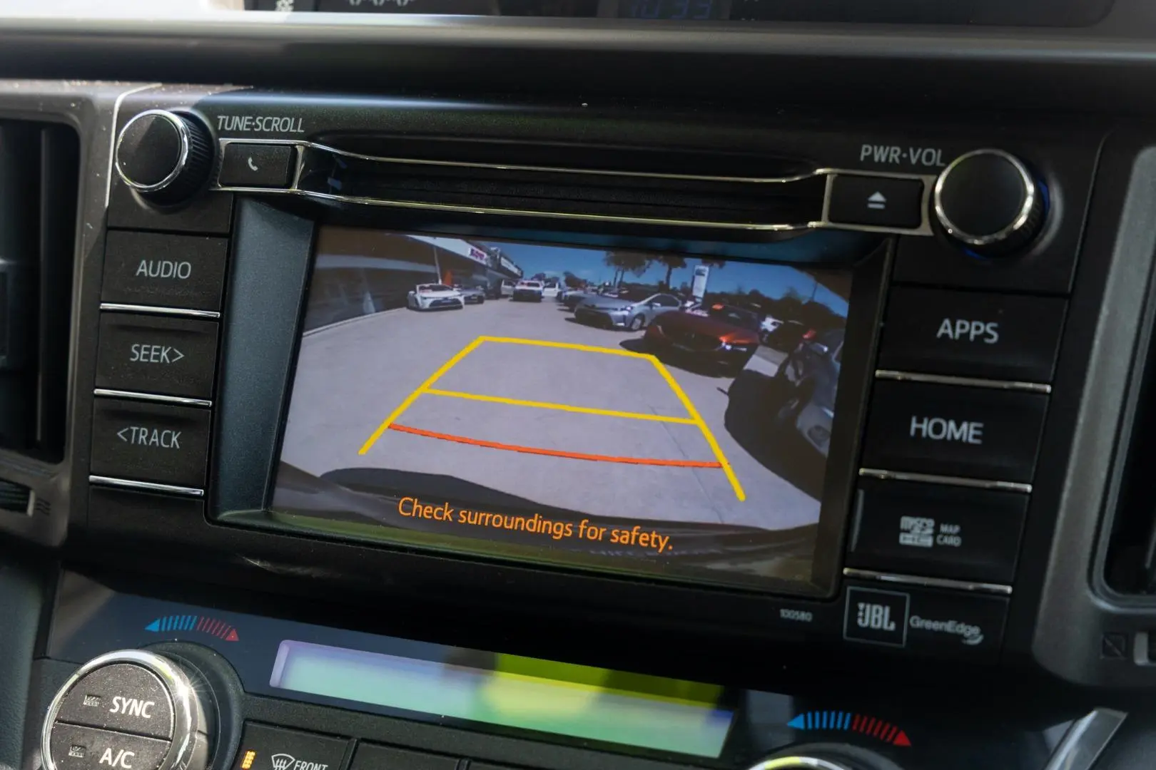 2016 Toyota RAV4 Gallery Image 15