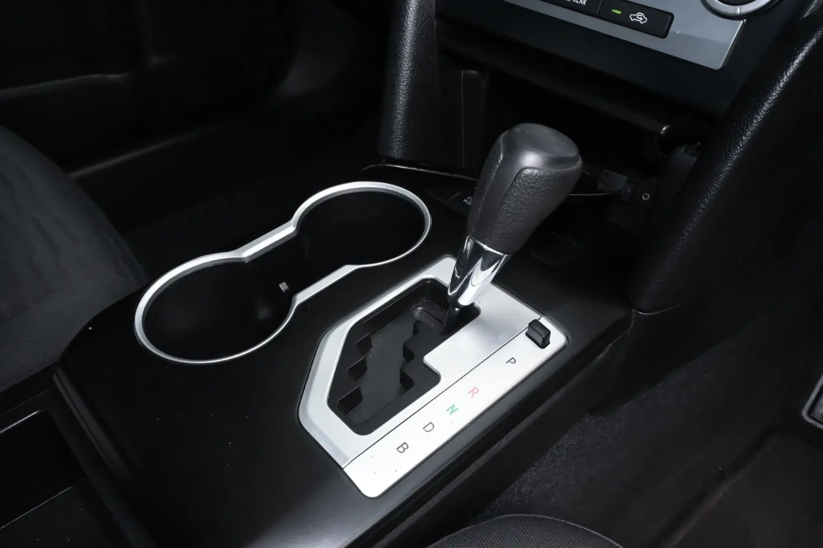 2015 Toyota Camry Gallery Image 14