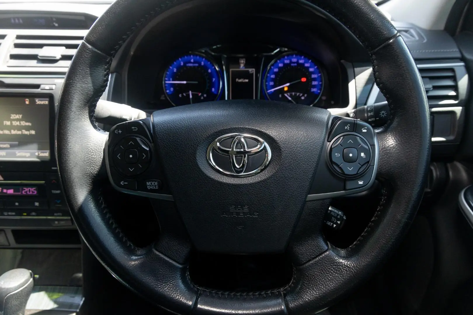 2017 Toyota Aurion Gallery Image 10
