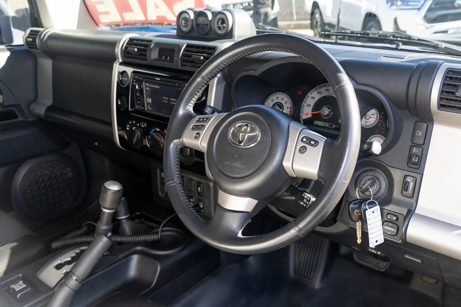2016 Toyota FJ Cruiser Gallery Image 7