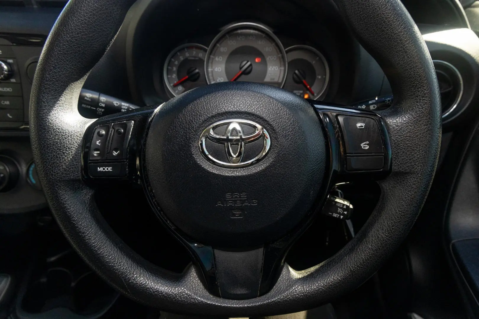 2019 Toyota Yaris Gallery Image 10