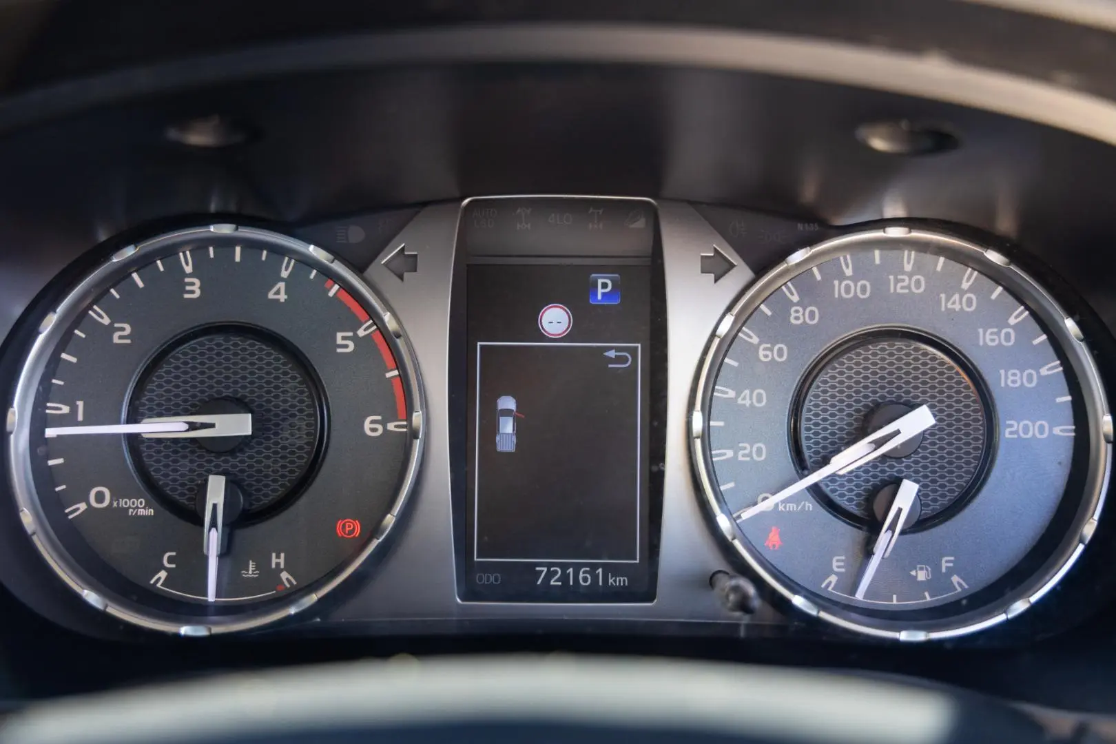 2022 Toyota Hilux Gallery Image 13