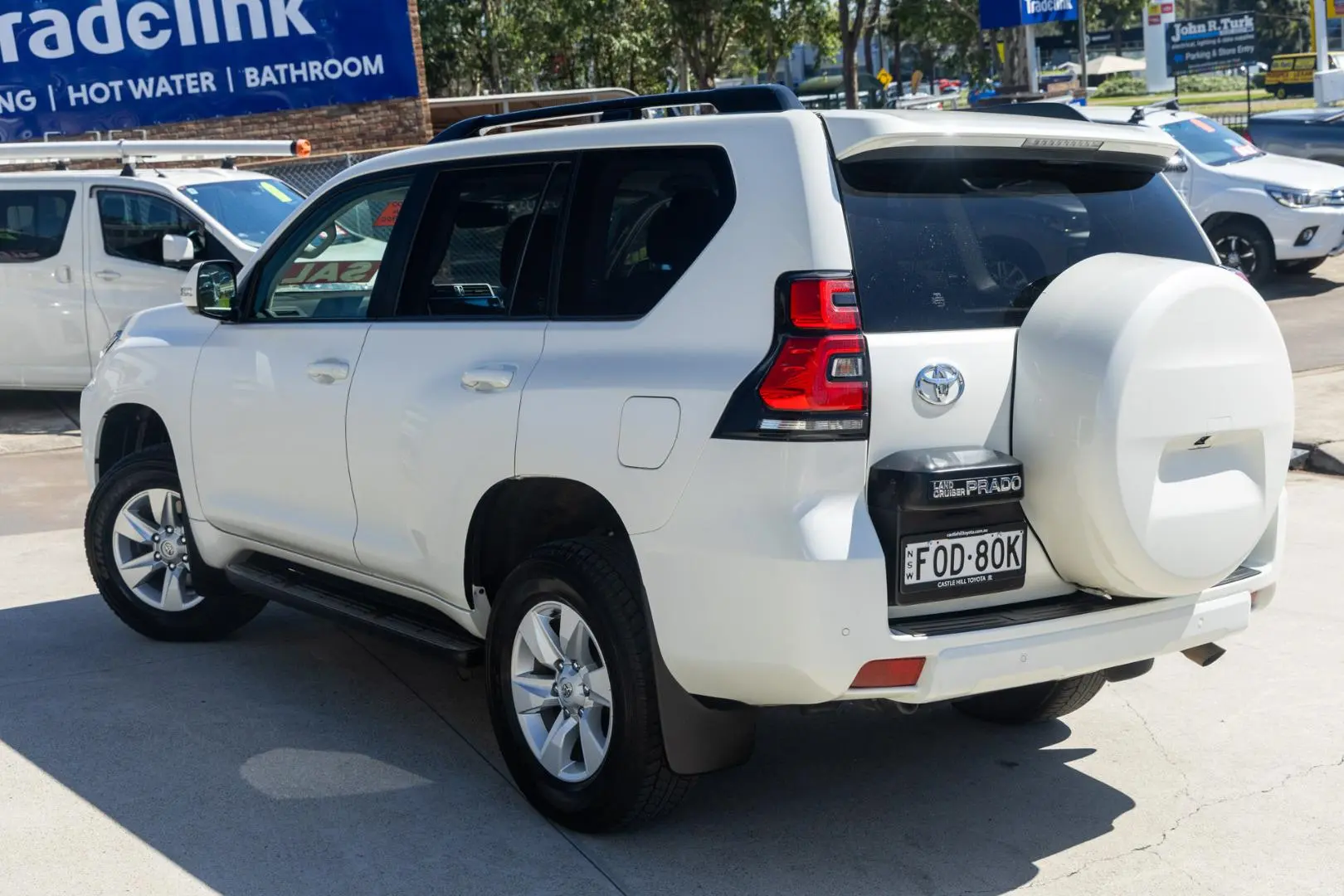 2023 Toyota Landcruiser Prado Gallery Image 2