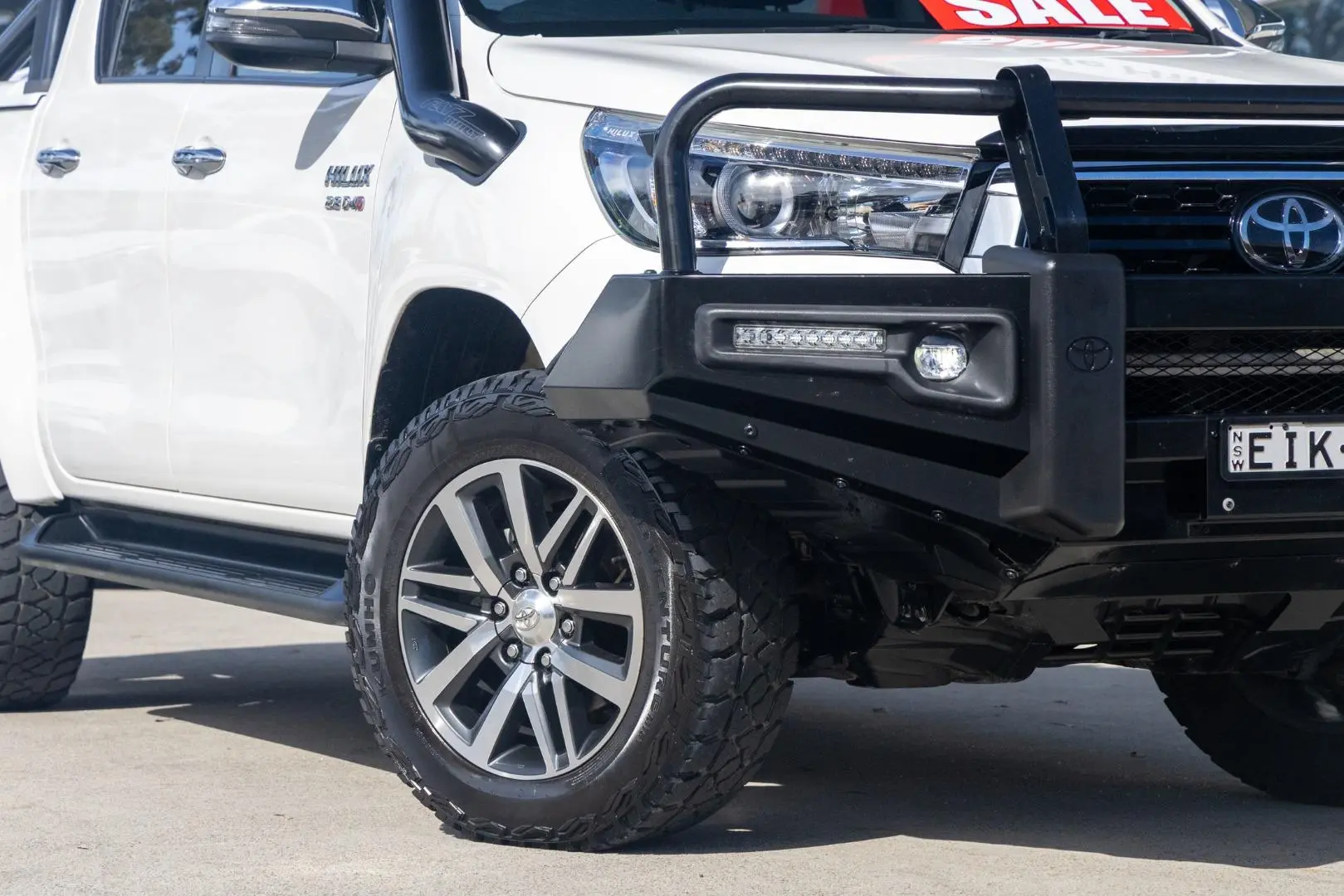 2019 Toyota Hilux Gallery Image 6
