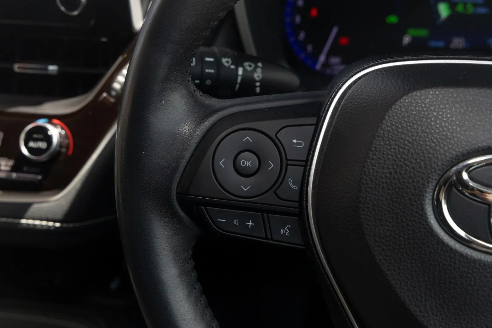 2019 Toyota Corolla Gallery Image 11