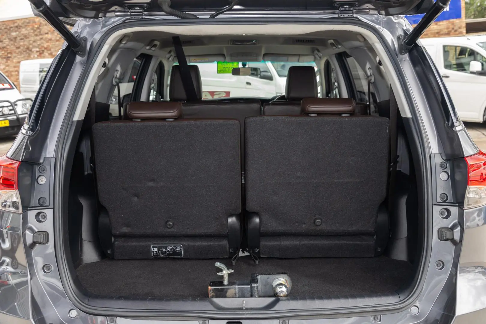 2018 Toyota Fortuner Gallery Image 19