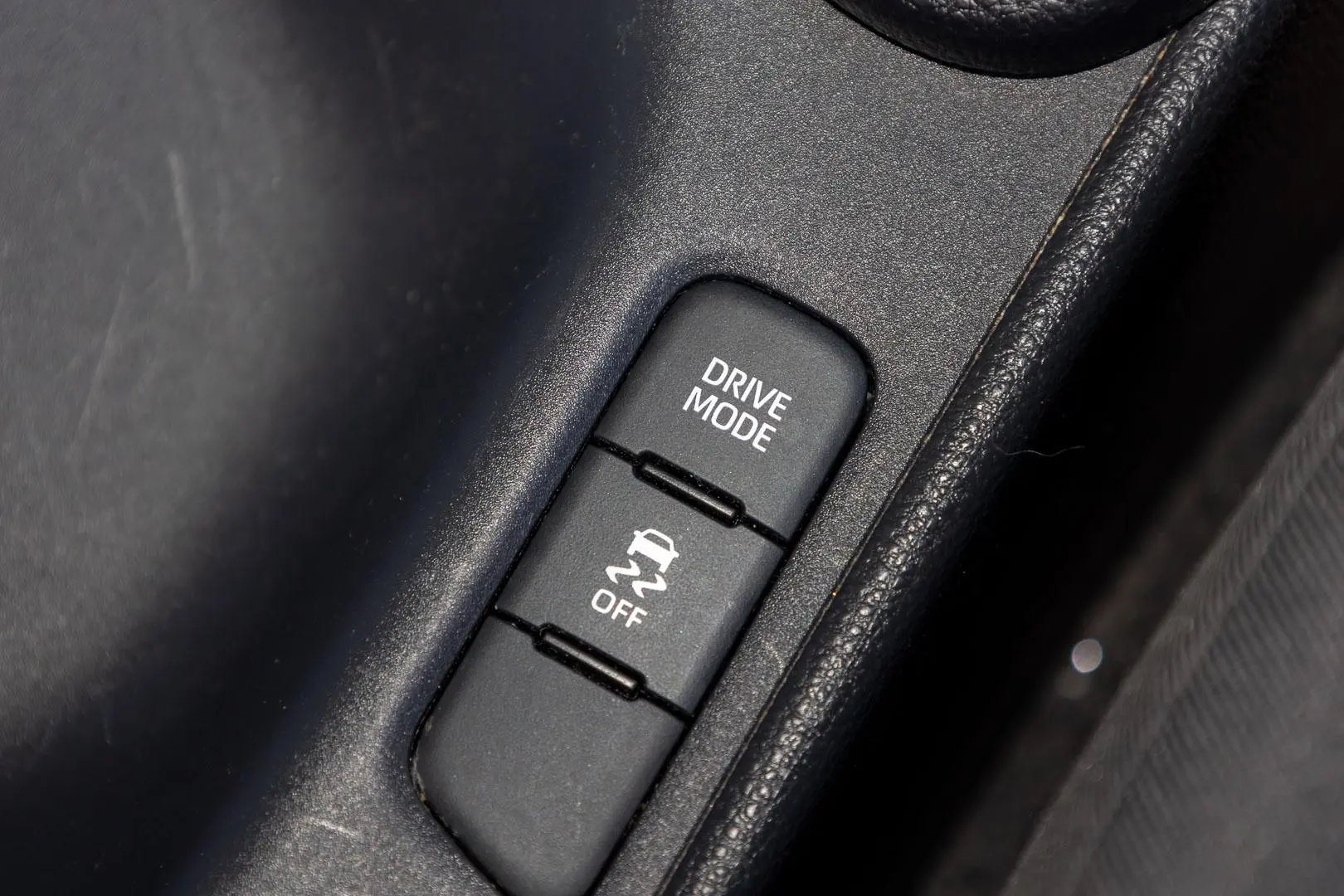 2022 Toyota Yaris Gallery Image 13