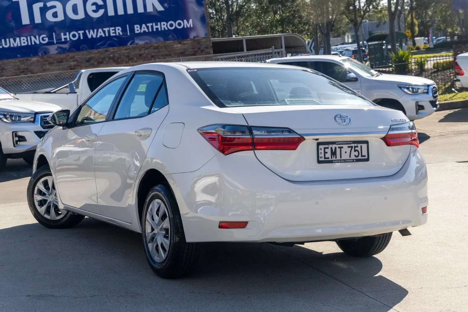 2019 Toyota Corolla Gallery Image 2