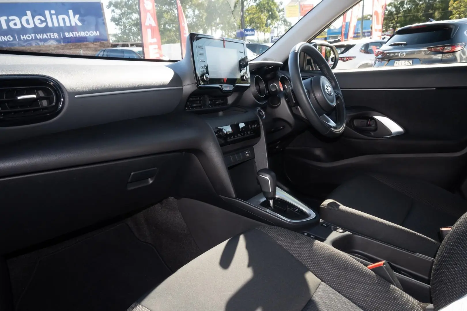 2023 Toyota Yaris Cross Gallery Image 8