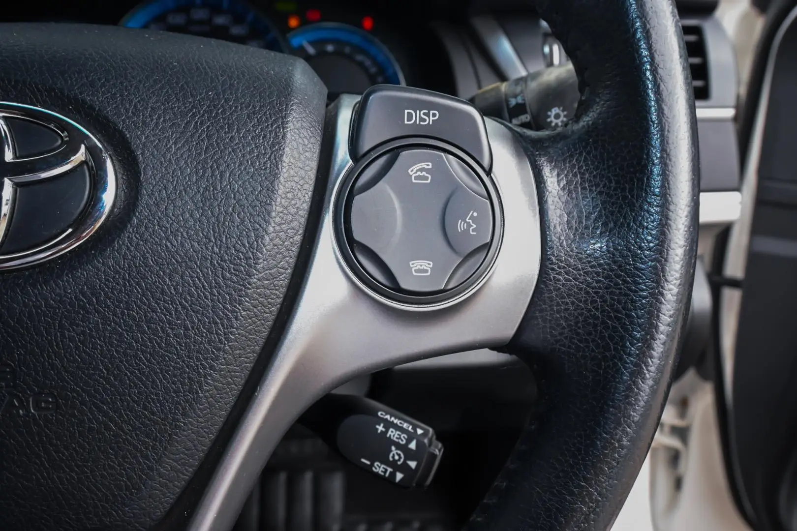 2012 Toyota Camry Gallery Image 13