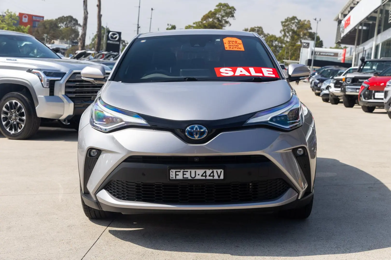 2020 Toyota C-HR Gallery Image 4