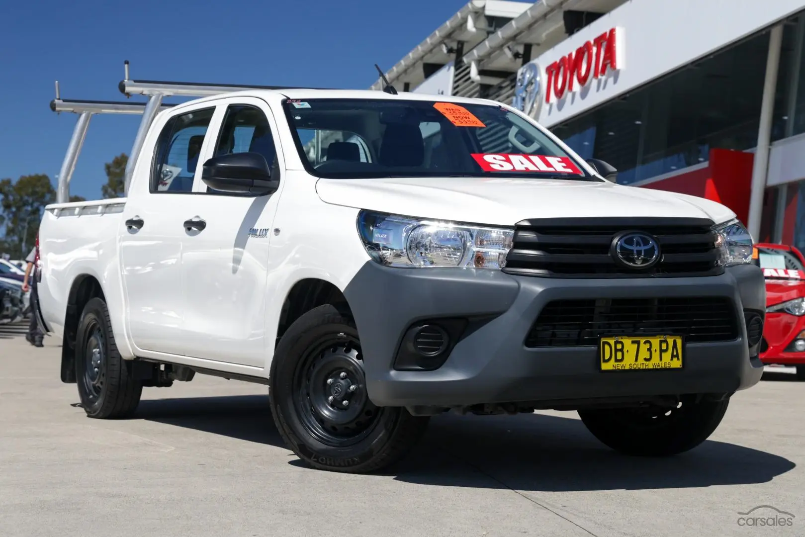 2021 Toyota Hilux Image 1