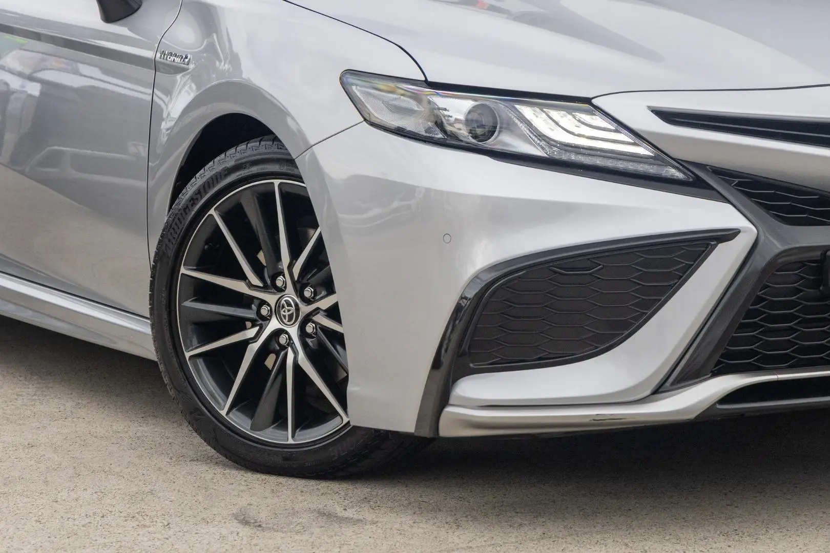 2023 Toyota Camry Gallery Image 6