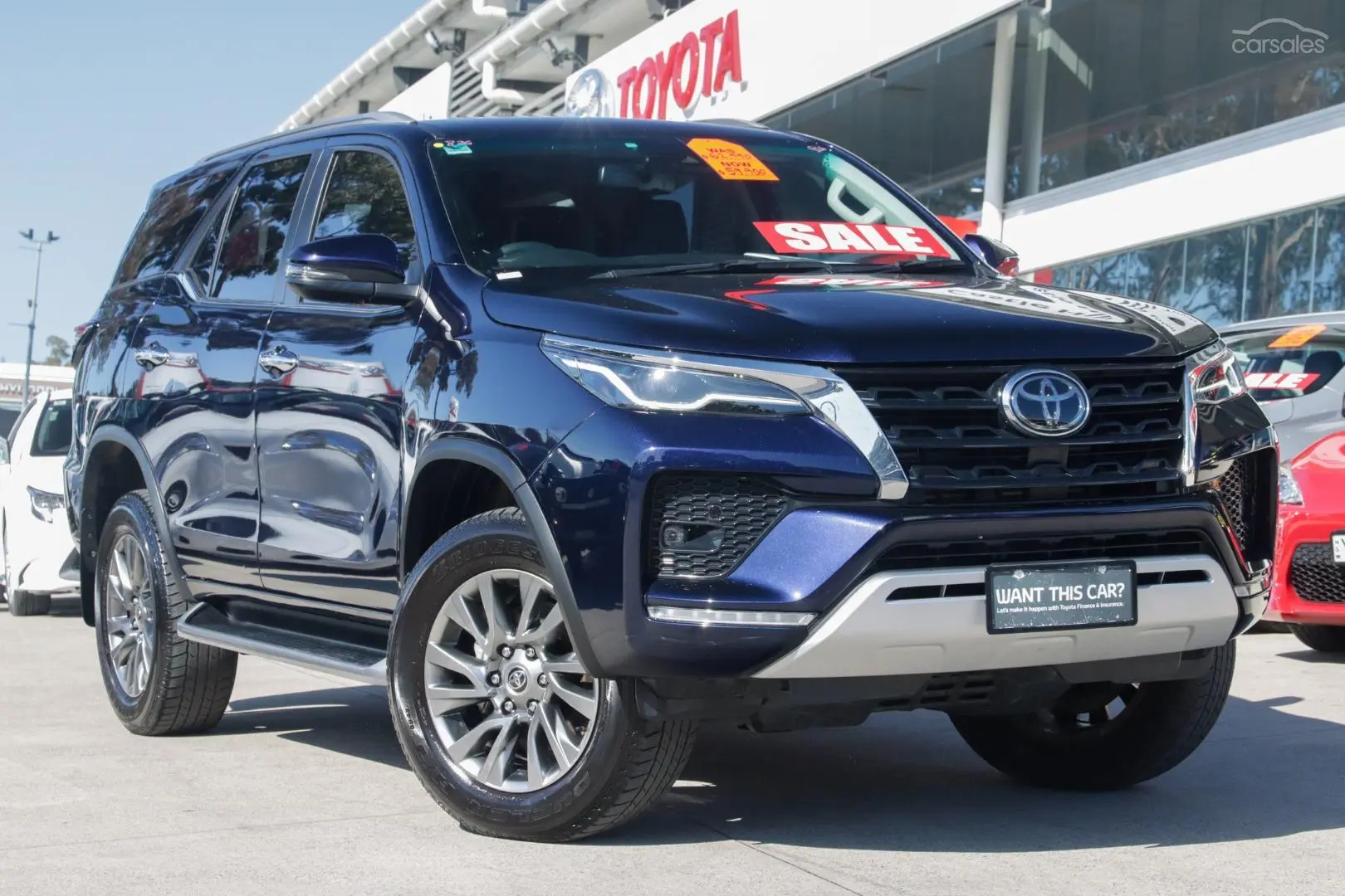 2021 Toyota Fortuner Image 1