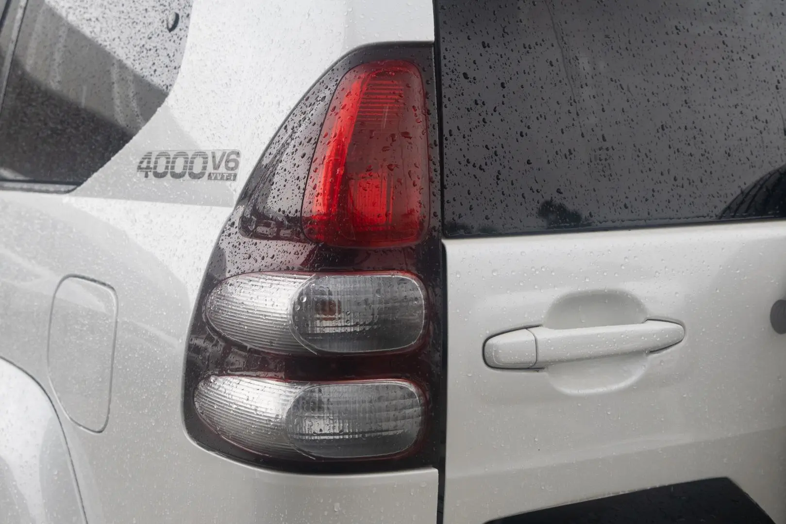 2004 Toyota Landcruiser Prado Gallery Image 22