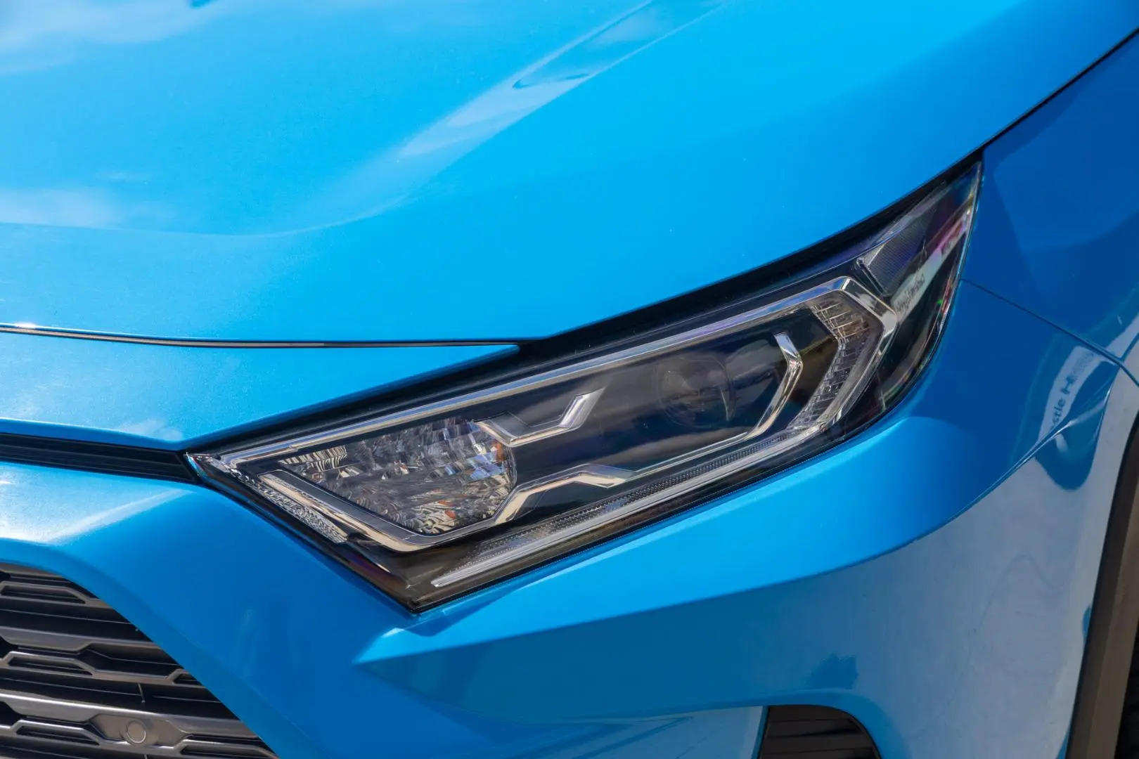 2020 Toyota RAV4 Gallery Image 18