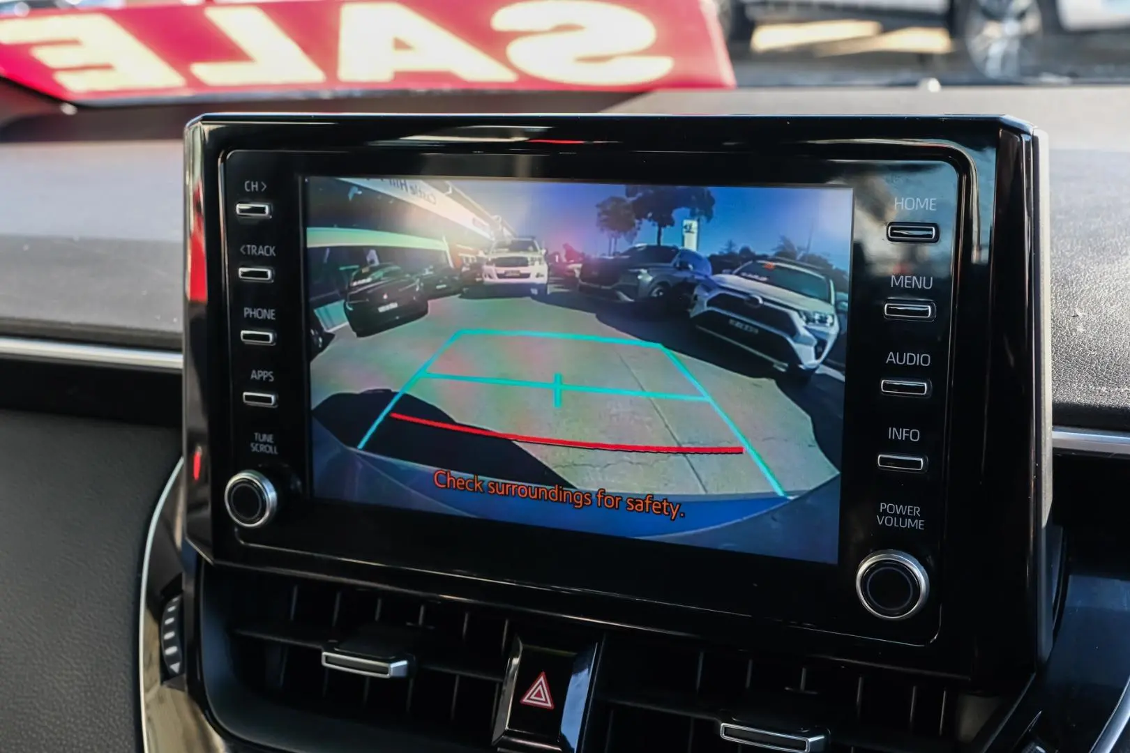 2020 Toyota Corolla Gallery Image 12