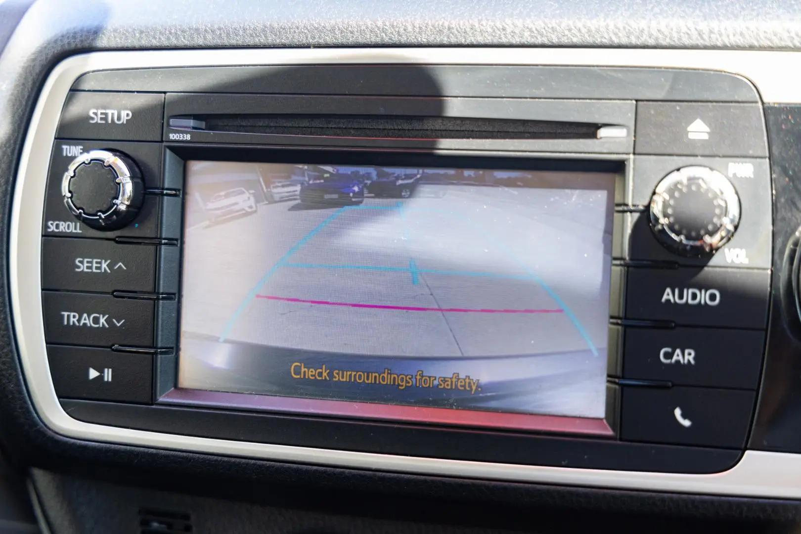 2014 Toyota Yaris Gallery Image 12