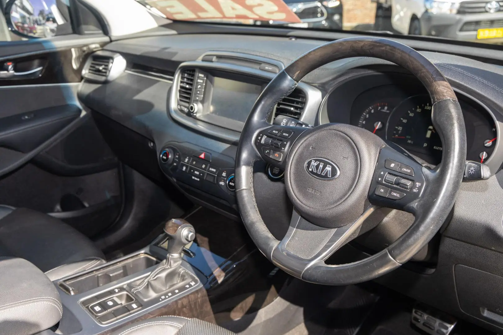 2017 Kia Sorento Gallery Image 7