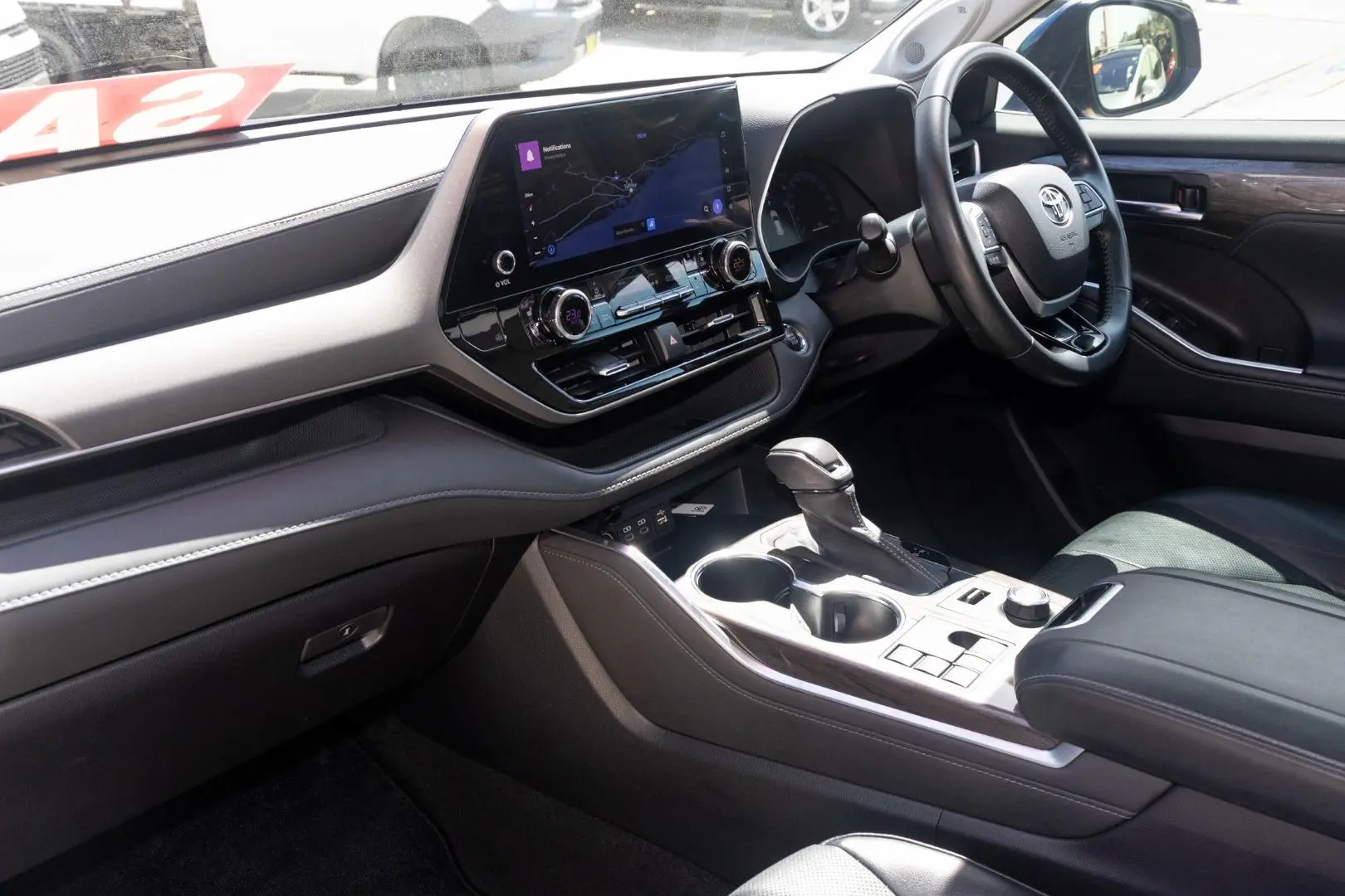 2023 Toyota Kluger Gallery Image 8