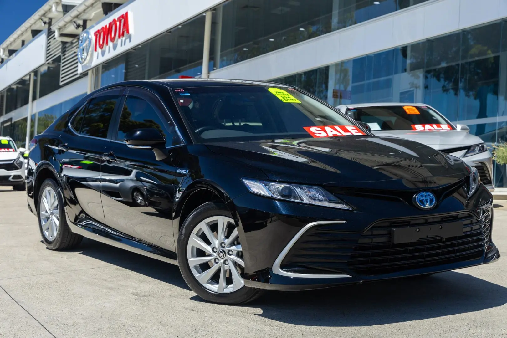 2024 Toyota Camry Gallery Image 1