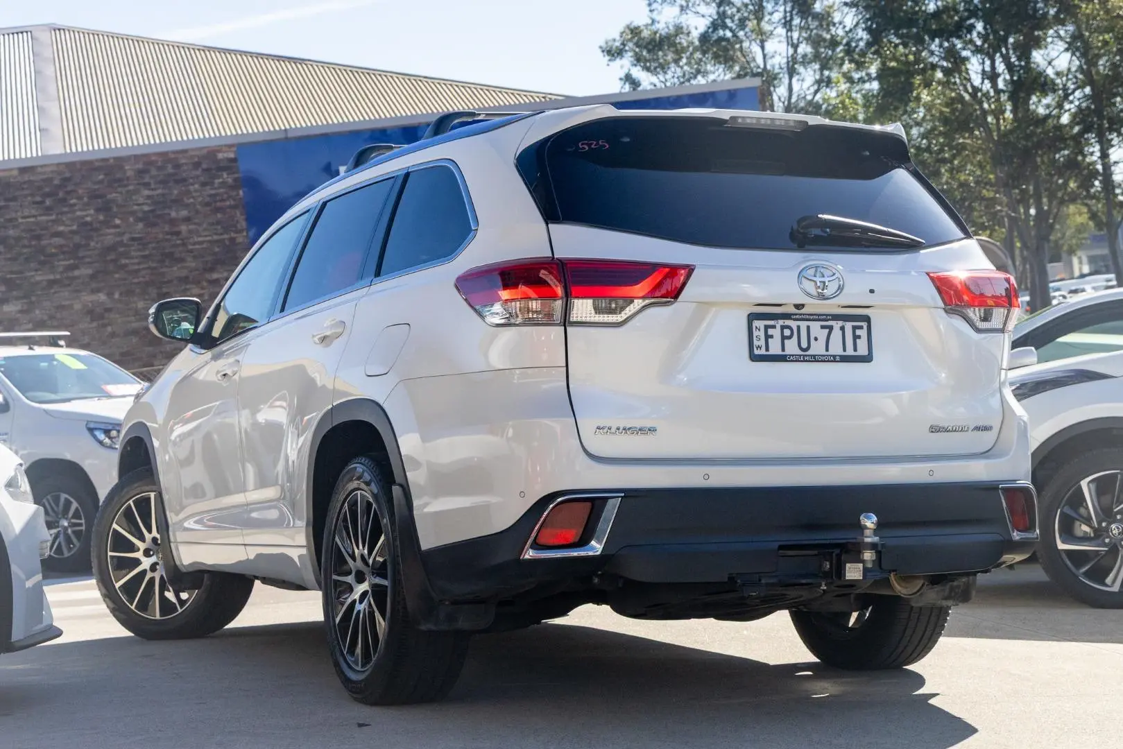 2018 Toyota Kluger Gallery Image 2