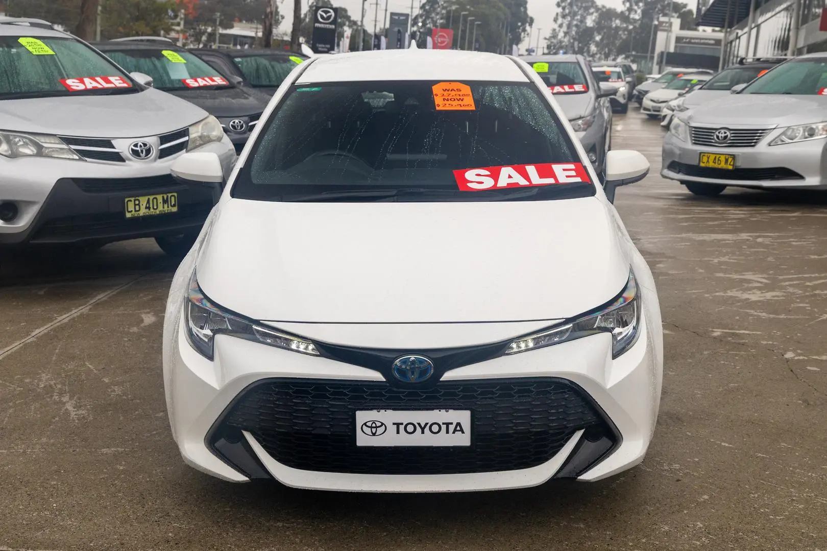 2019 Toyota Corolla Gallery Image 2