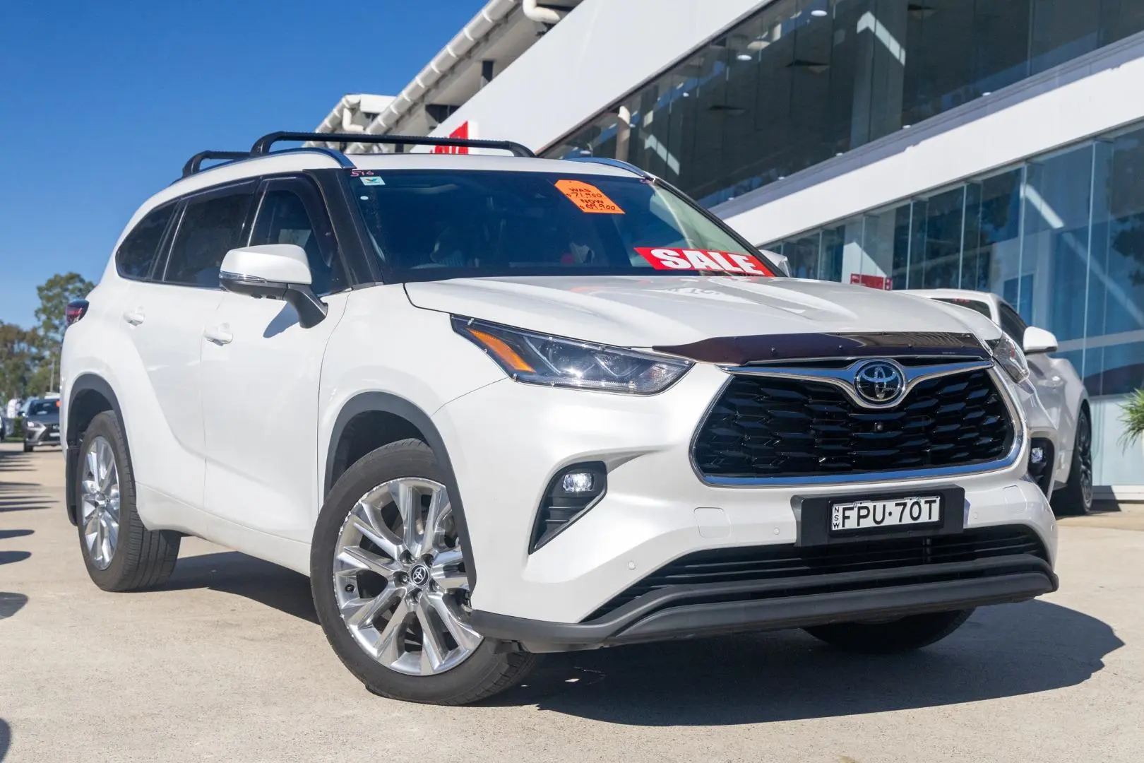 2023 Toyota Kluger Gallery Image 1