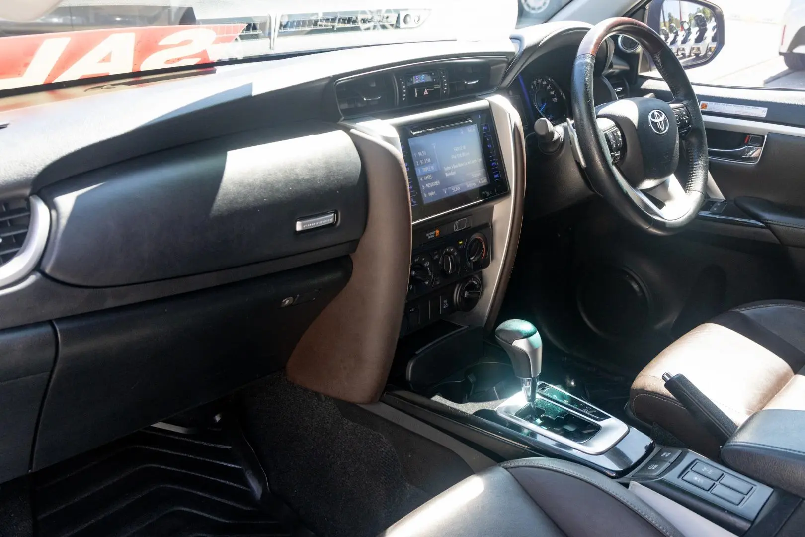 2020 Toyota Fortuner Gallery Image 8