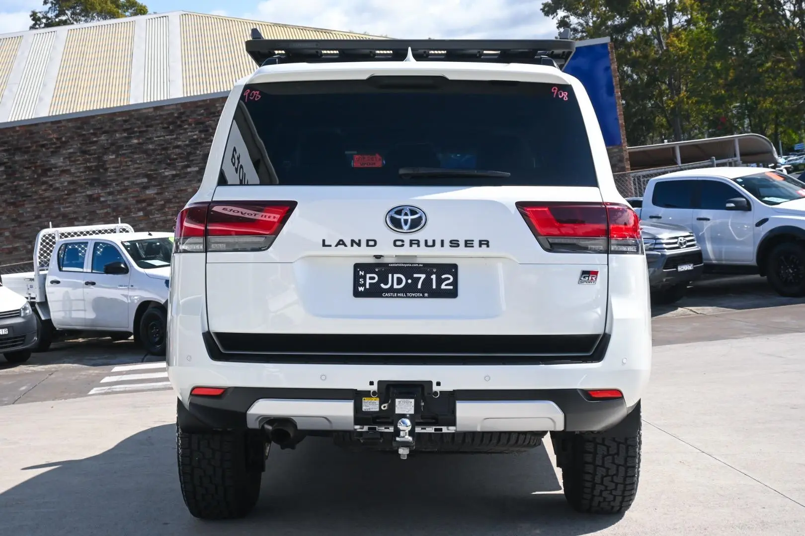 2022 Toyota Landcruiser Gallery Image 5