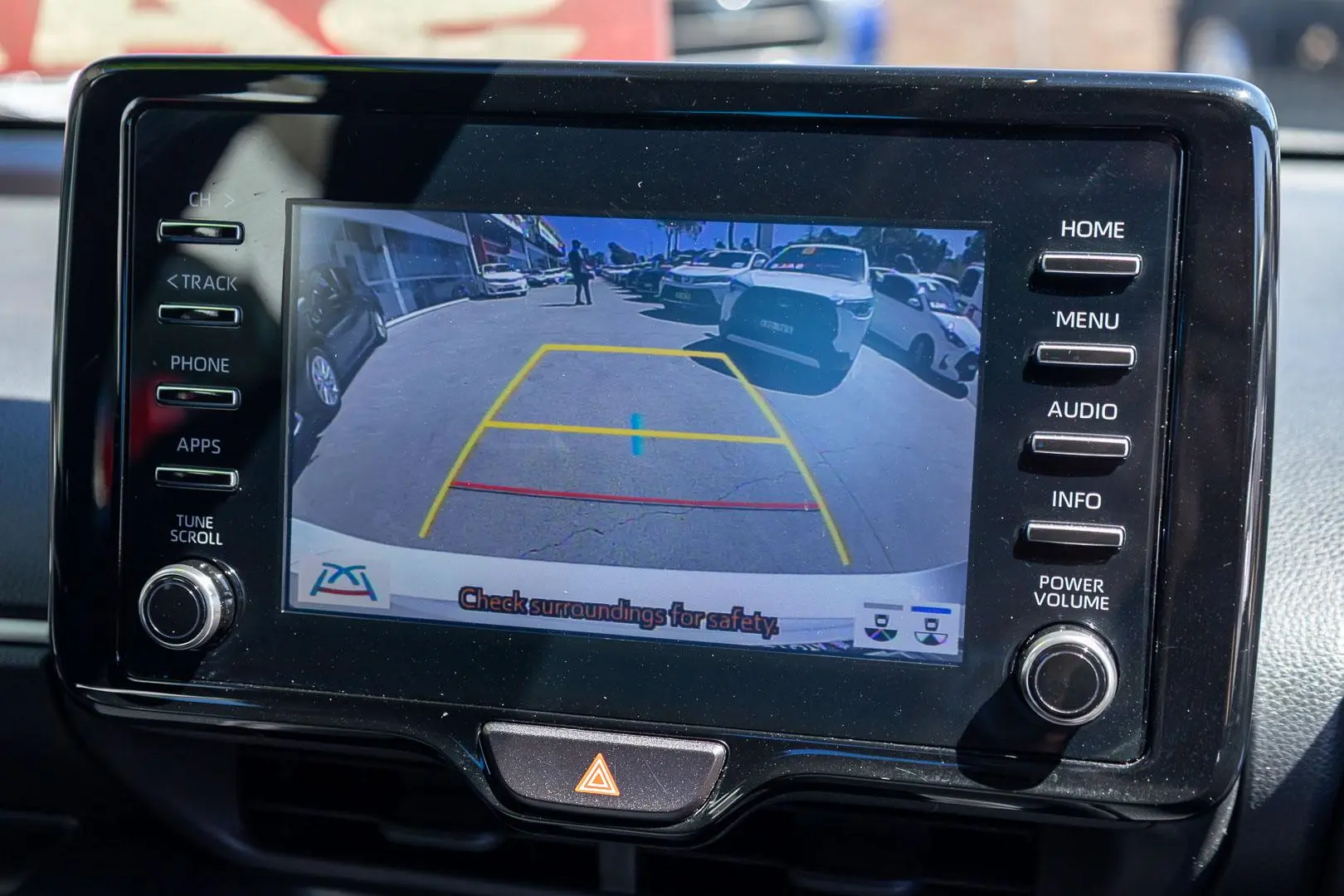 2022 Toyota Yaris Gallery Image 11