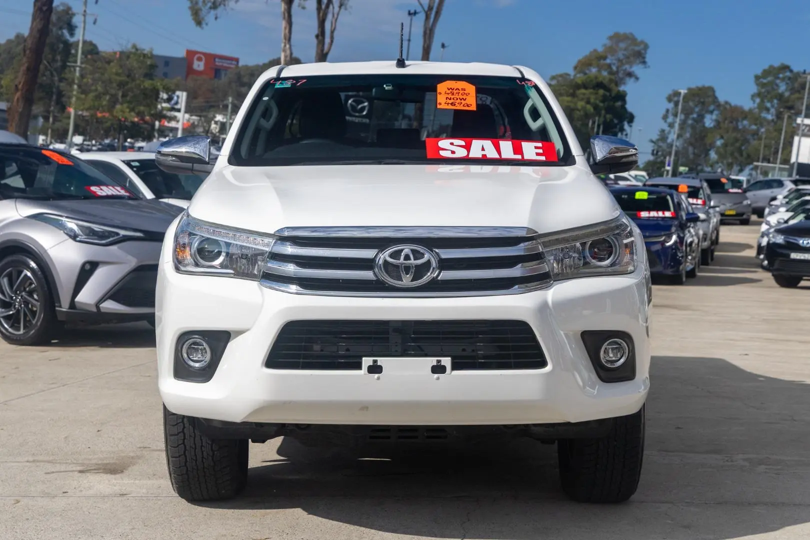 2018 Toyota Hilux Gallery Image 4