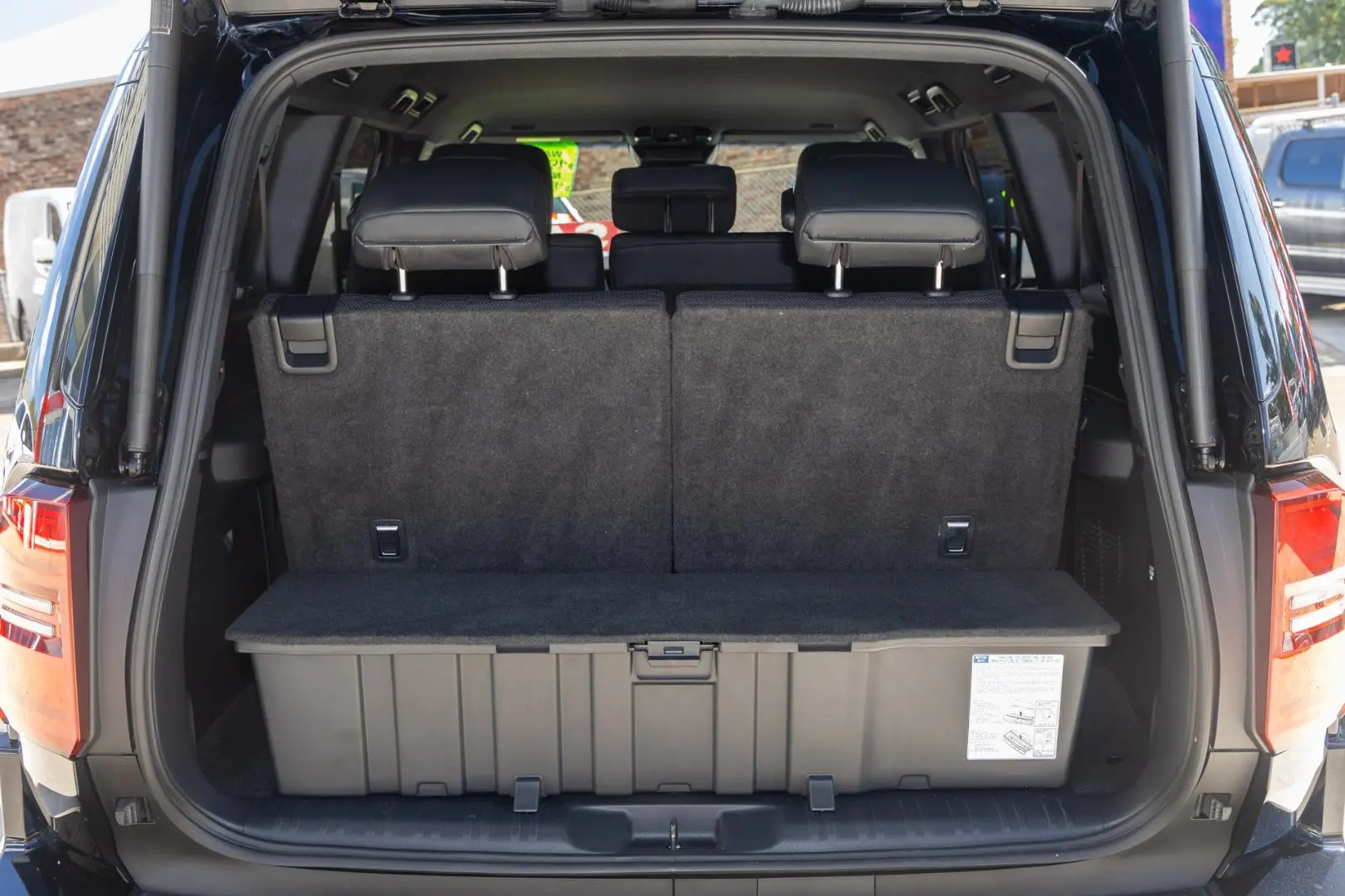 2024 Toyota Landcruiser Prado Gallery Image 19