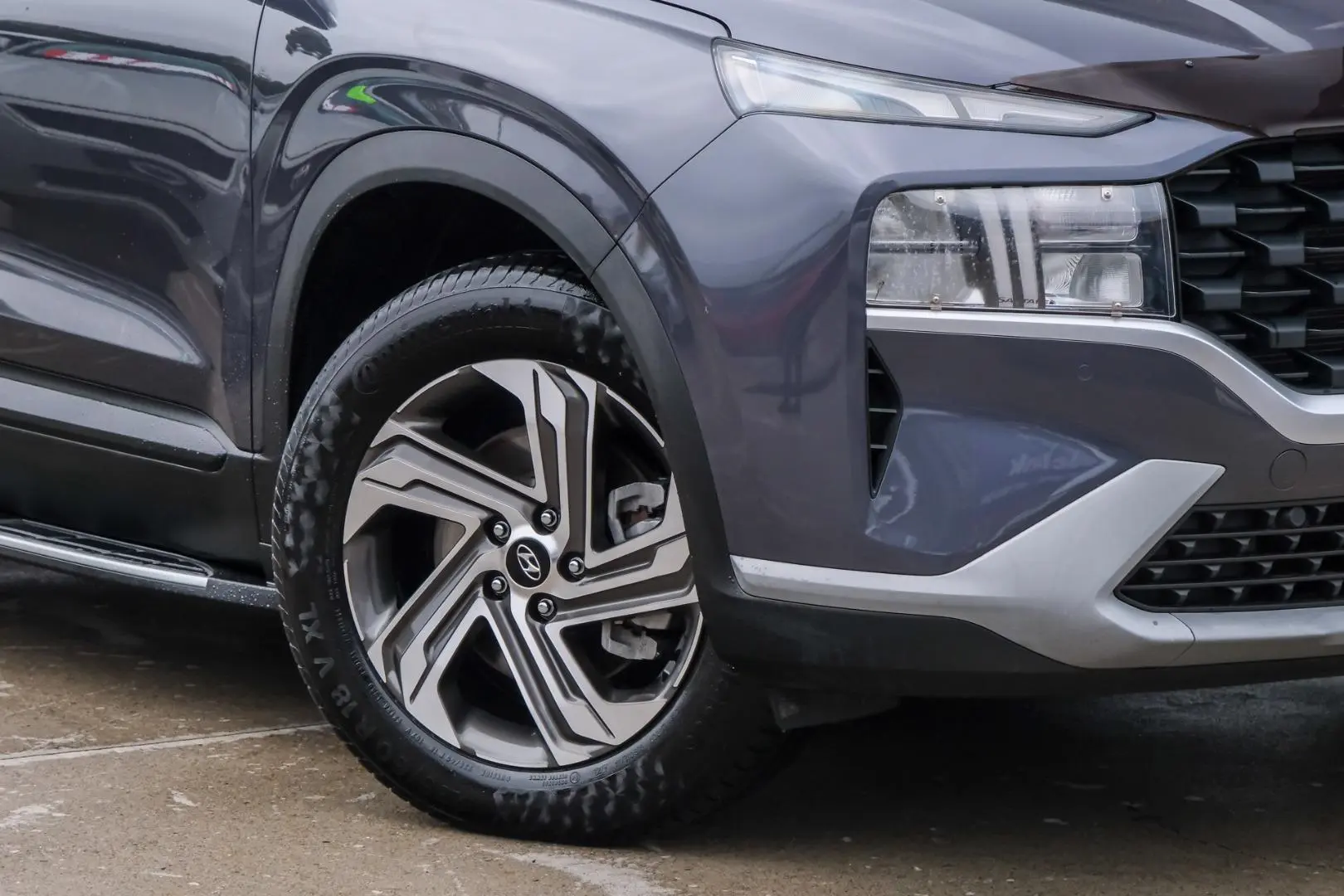 2021 Hyundai Santa Fe Gallery Image 6
