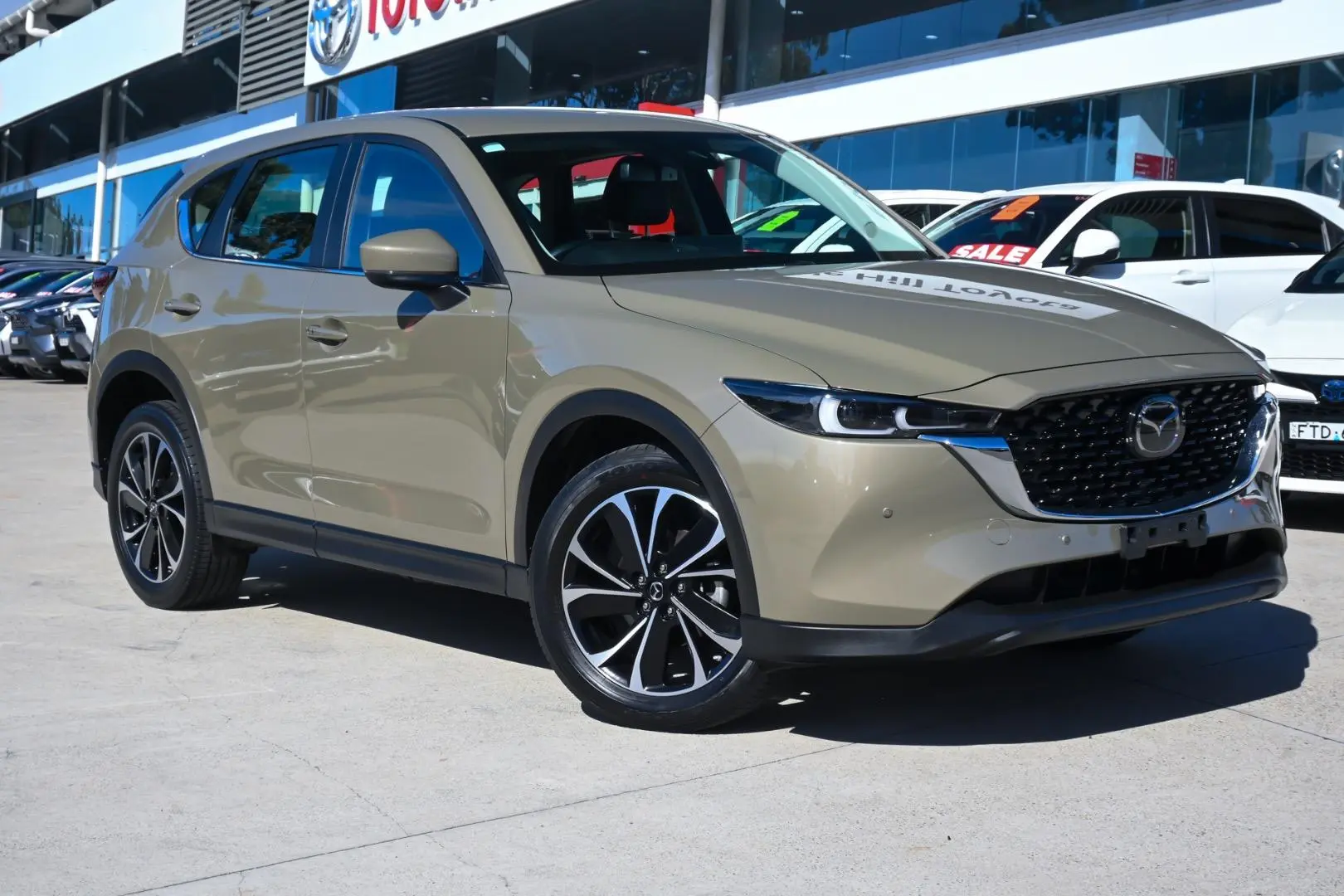 2024 Mazda CX-5 Gallery Image 1