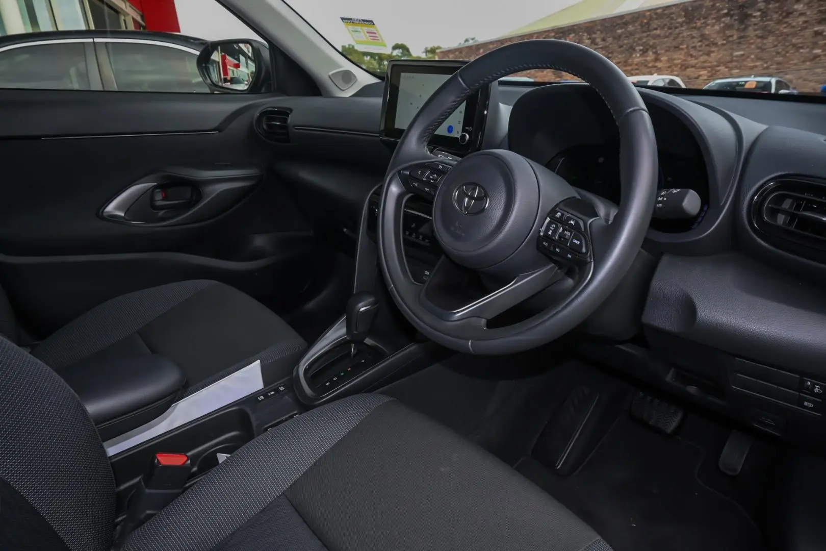 2025 Toyota Yaris Cross Gallery Image 7