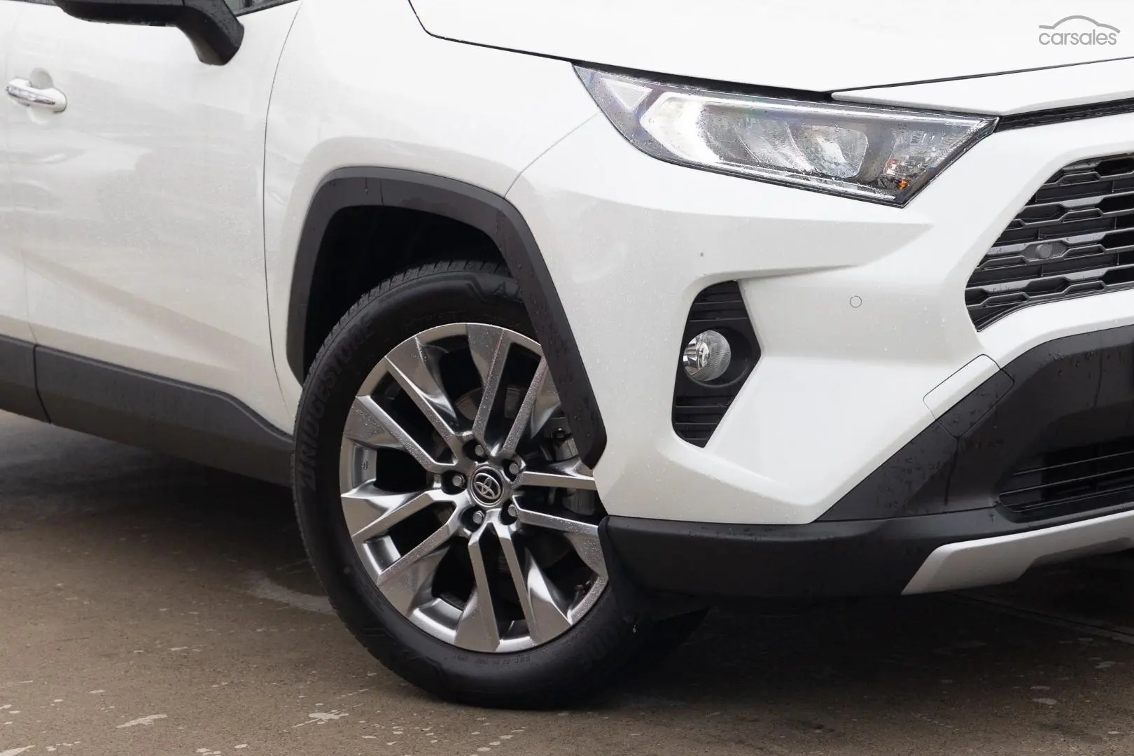 2021 Toyota RAV4 Image 6