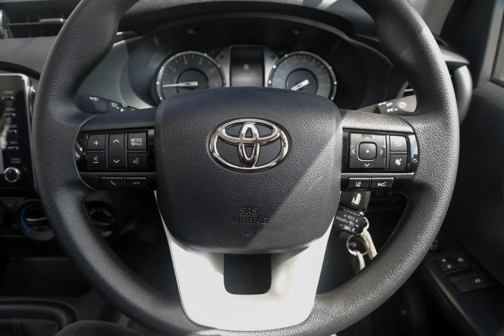 2023 Toyota Hilux Gallery Image 10