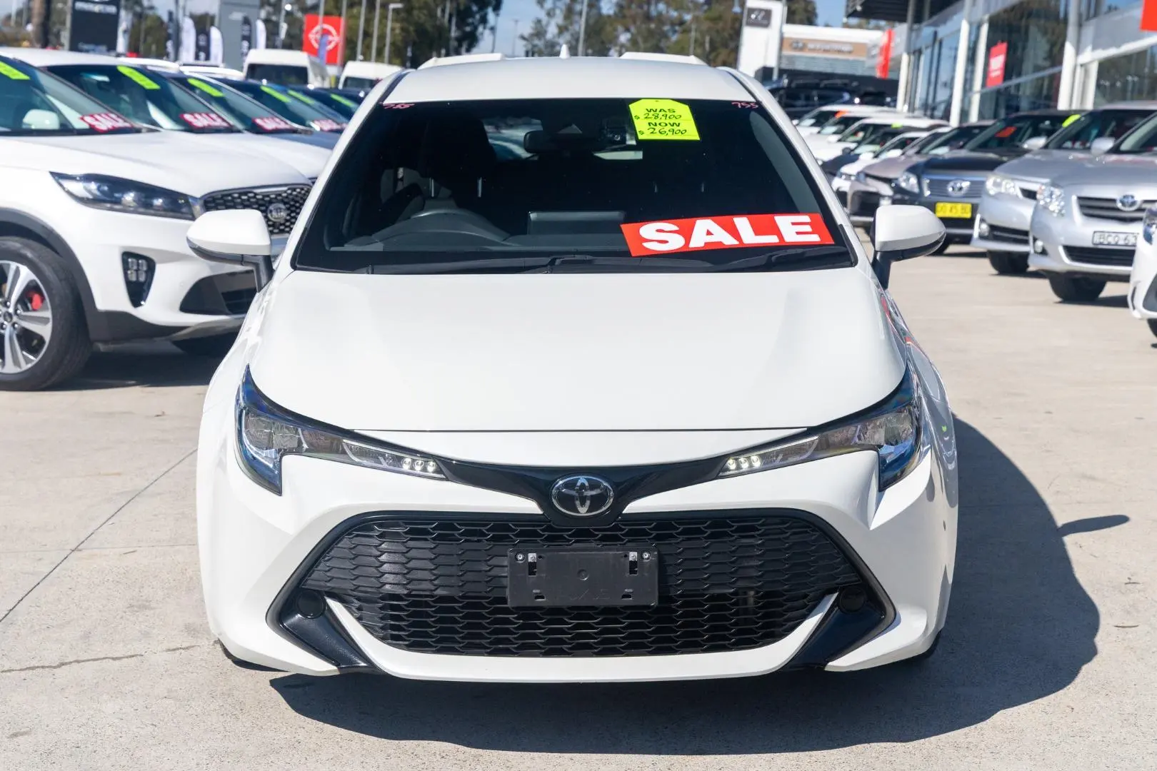 2020 Toyota Corolla Gallery Image 4