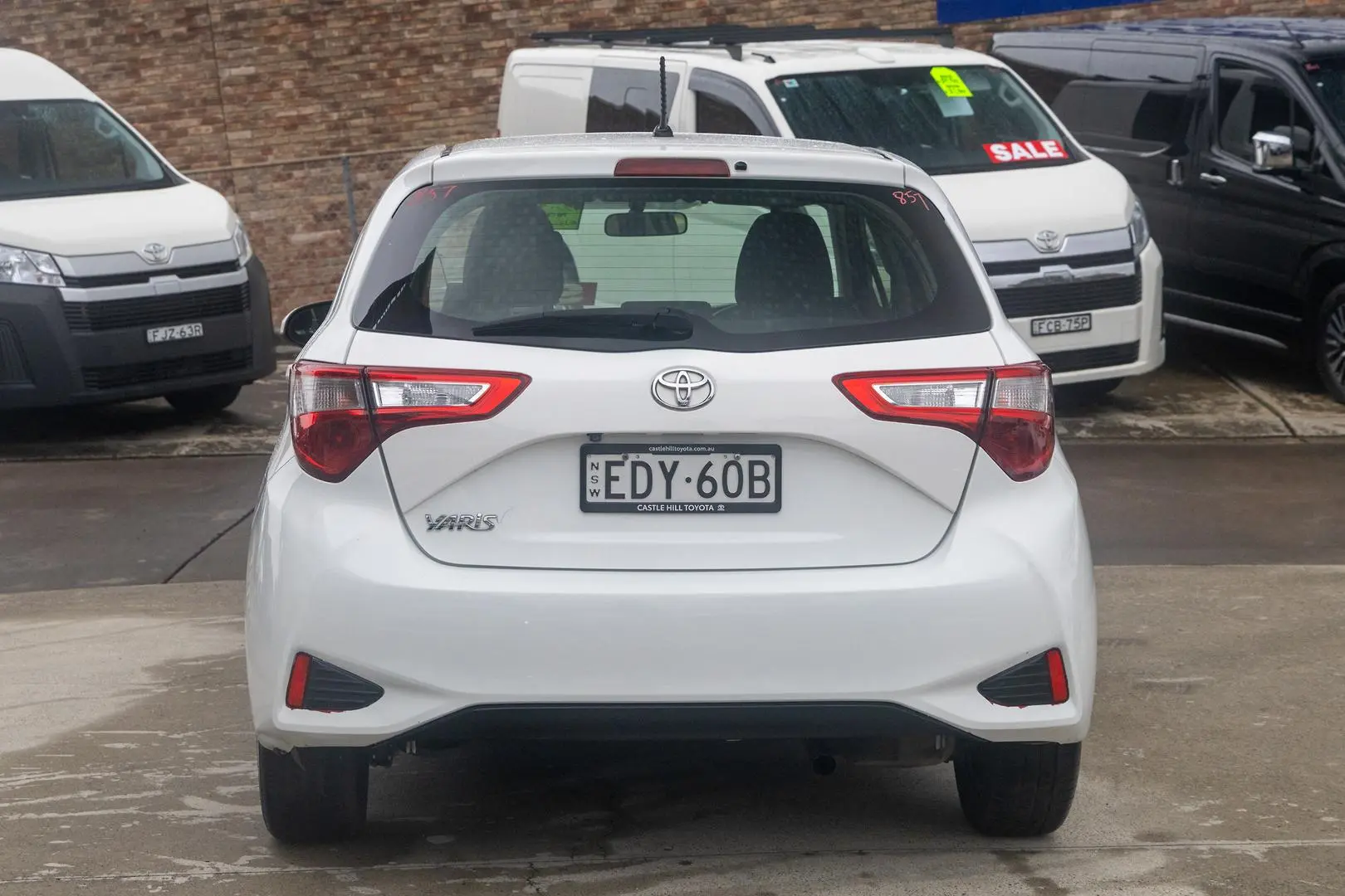 2019 Toyota Yaris Gallery Image 3